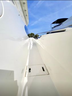 Azimut 68 Plus image