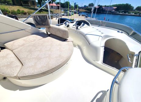 Azimut 68 Plus image