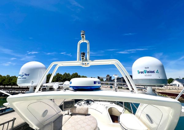 Azimut 68 Plus image