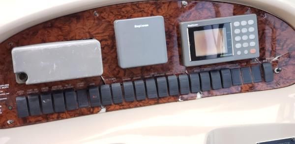 Sea-ray 380-SUNDANCER image