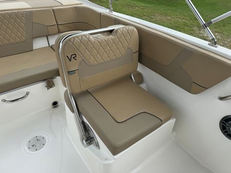 Bayliner VR6-BOWRIDER-OB image