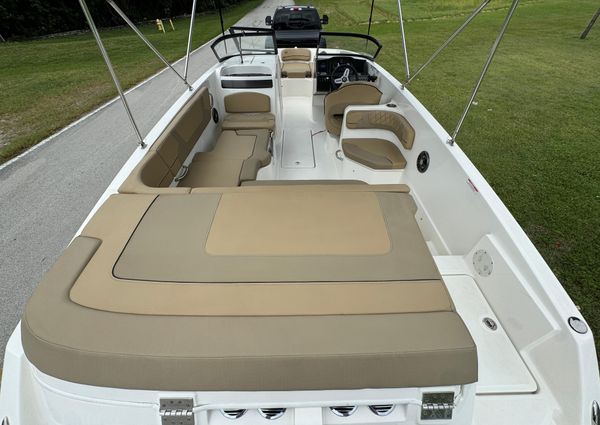 Bayliner VR6-BOWRIDER-OB image