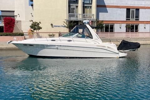 Sea Ray 340 Sundancer - main image