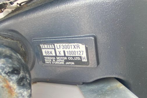 Grady-White Express 330 image