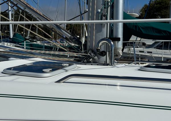 Beneteau 393 image