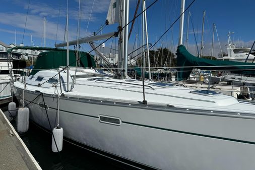 Beneteau 393 image