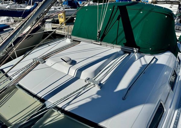 Beneteau 393 image