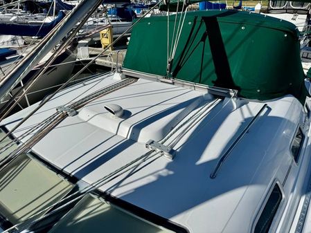 Beneteau 393 image