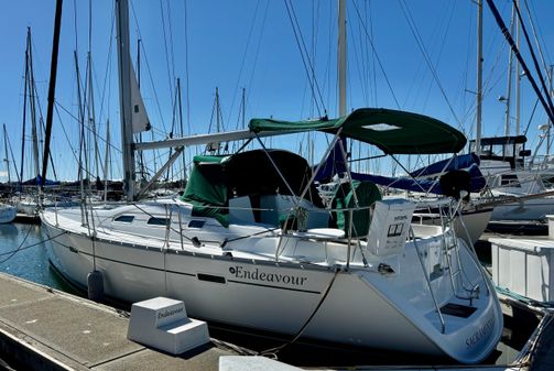 Beneteau 393 image