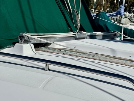 Beneteau 393 image