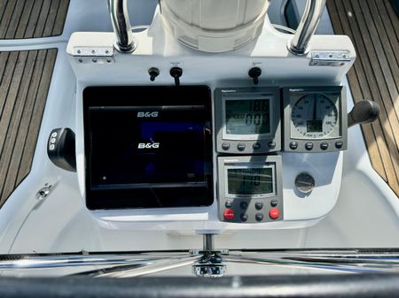 Beneteau 393 image