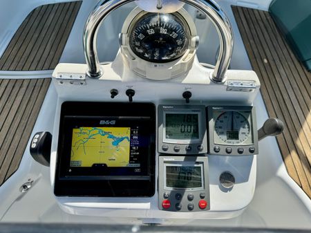 Beneteau 393 image