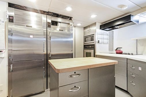 Westport Flybridge image