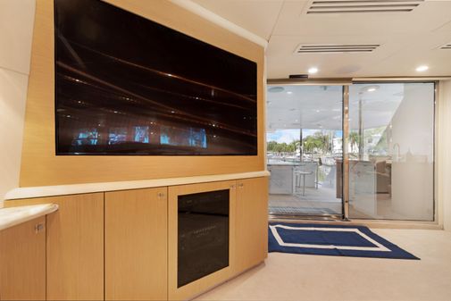 Westport Flybridge image