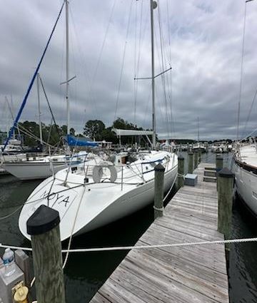 Beneteau 42S7 image