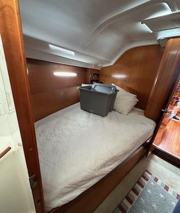 Beneteau 42S7 image