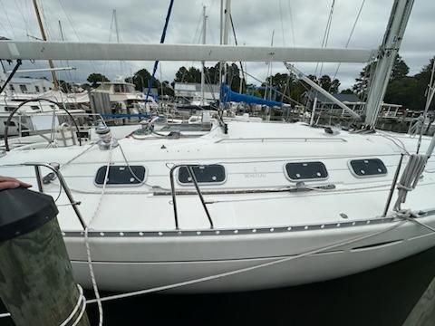 Beneteau 42S7 image