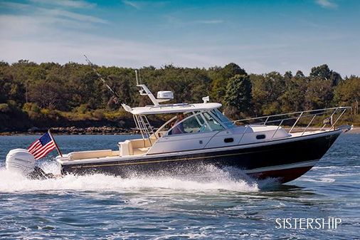 Hunt Yachts Surfhunter 32 image