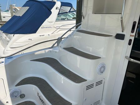 Sea Ray 400 Sedan Bridge image