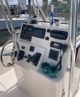 Cobia 256 Center Console image