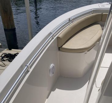 Cobia 256 Center Console image