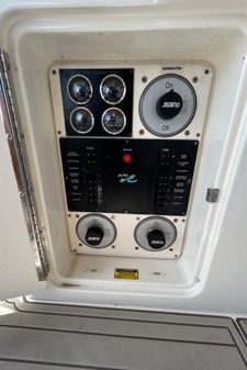 Sea Ray Sundancer 400 image