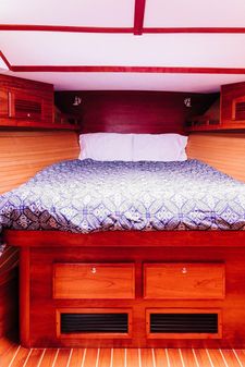 Sabre 38 Salon Express image