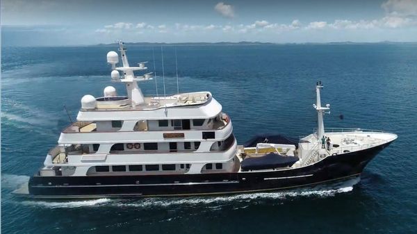 Royal Denship Motor Yacht