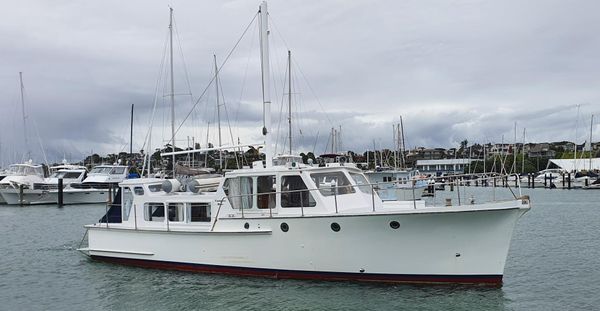 Custom 39-KAURI-BRIDGEDECKER image