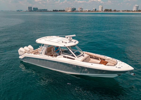 Boston Whaler 350 Realm image