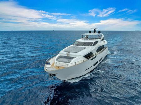 Sunseeker 95 Yacht image