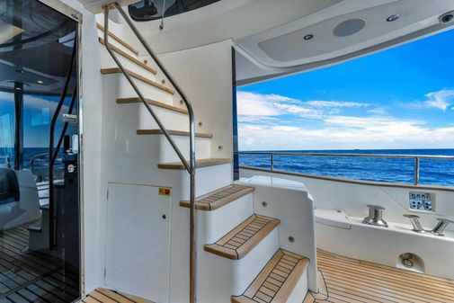 Sunseeker 95 Yacht image