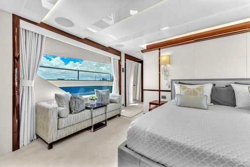 Sunseeker 95 Yacht image