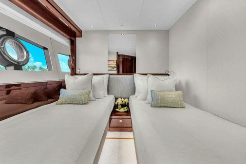 Sunseeker 95 Yacht image