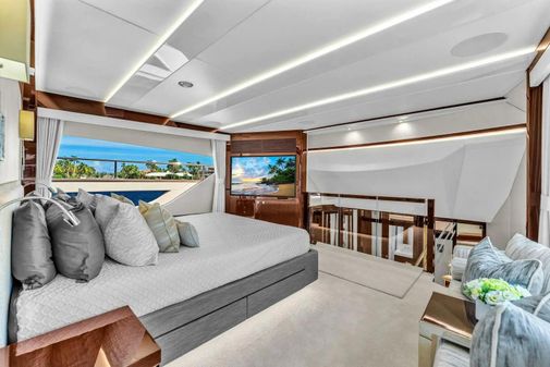 Sunseeker 95 Yacht image