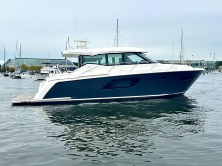 Tiara Yachts 49 COUPE image