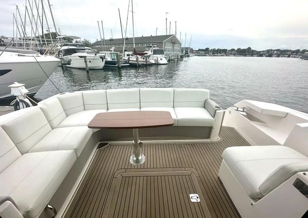 Tiara Yachts 49 COUPE image