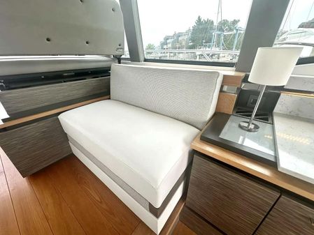 Tiara Yachts 49 COUPE image