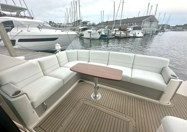 Tiara Yachts 49 COUPE image