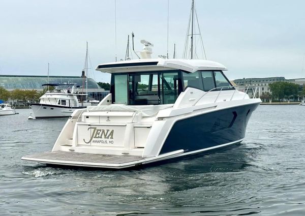 Tiara Yachts 49 COUPE image