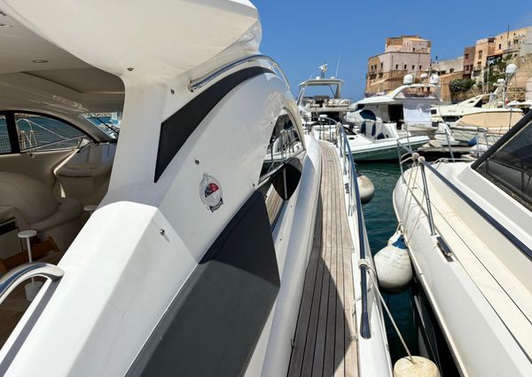 Sunseeker Predator 61 image