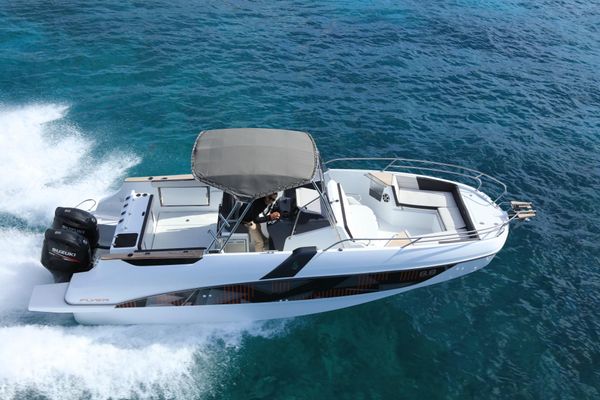 Beneteau FLYER-8-8-SPACEDECK - main image