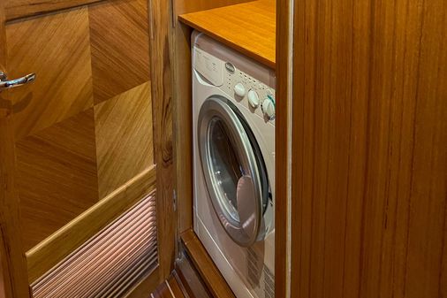 North Pacific 45 Pilothouse image
