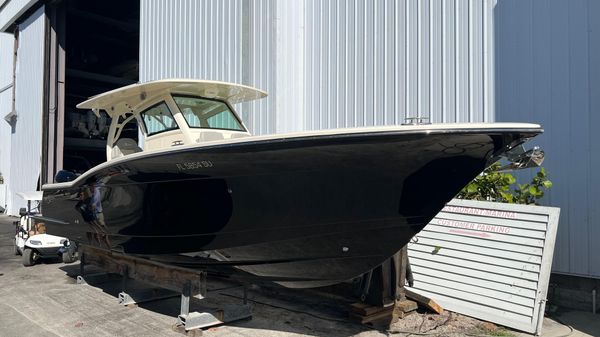 Scout 330 LXF