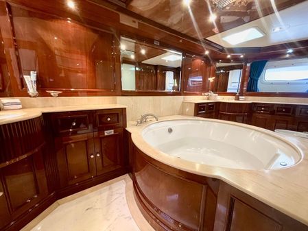 Benetti Classic 115 image