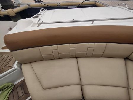 Sea Ray 350 SLX image