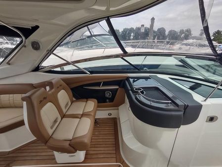 Sea Ray 350 SLX image