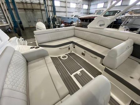 Sea-ray 270-SUNDECK-OUTBOARD image