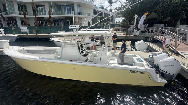 Reef Runner 340