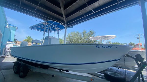 Ocean Waves 25 Seahawk
